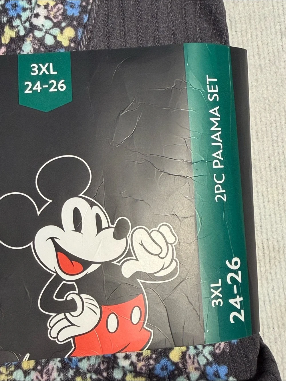Disney Mickey Mouse 2-Piece Pajama Set NWT Women’s 3X Gray Henley Top Crop Pants